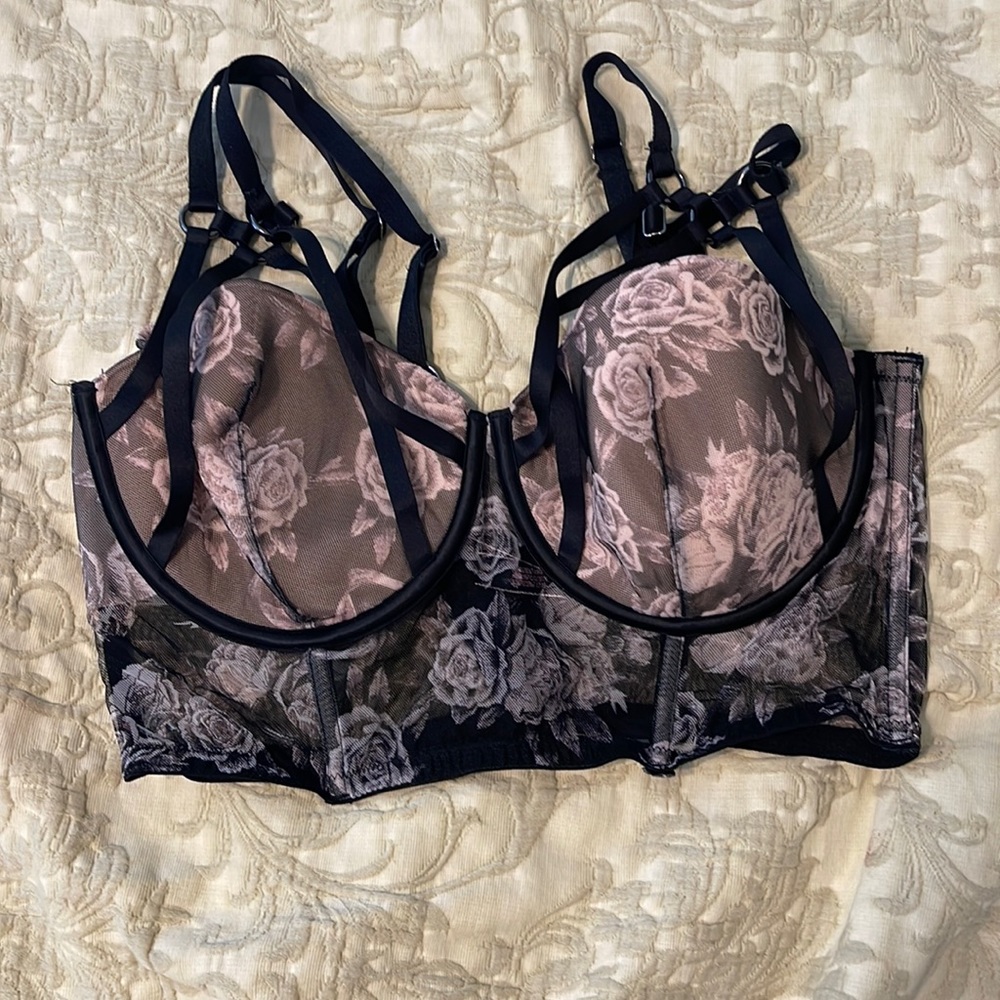 Womens VS lingerie top
